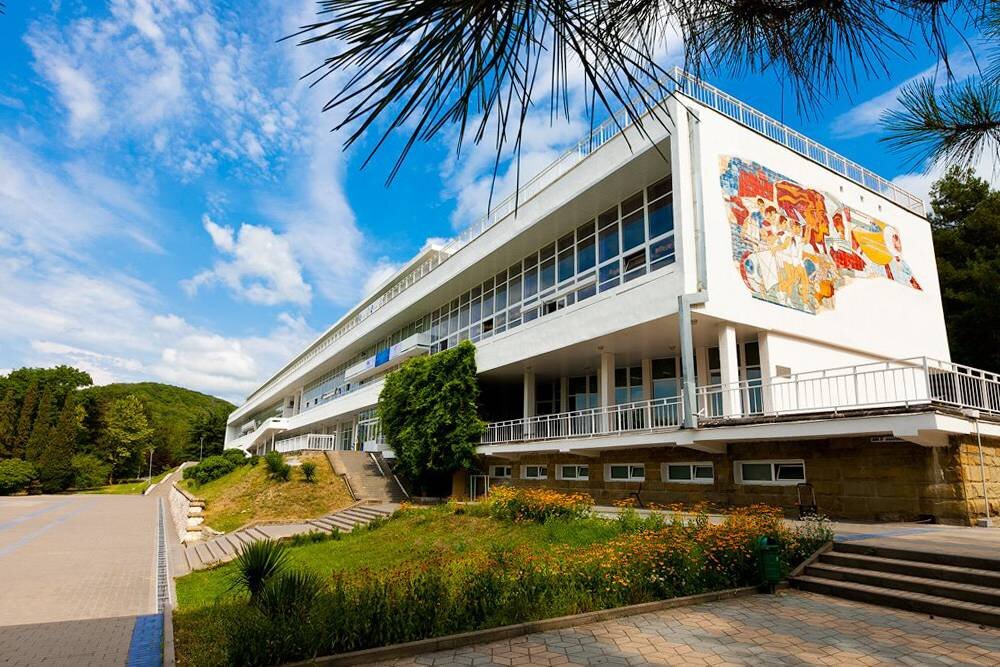 Справка для лагеря Орленок